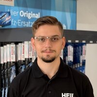 Fabian Peters, Service bei Heil Automobile in Leipzig